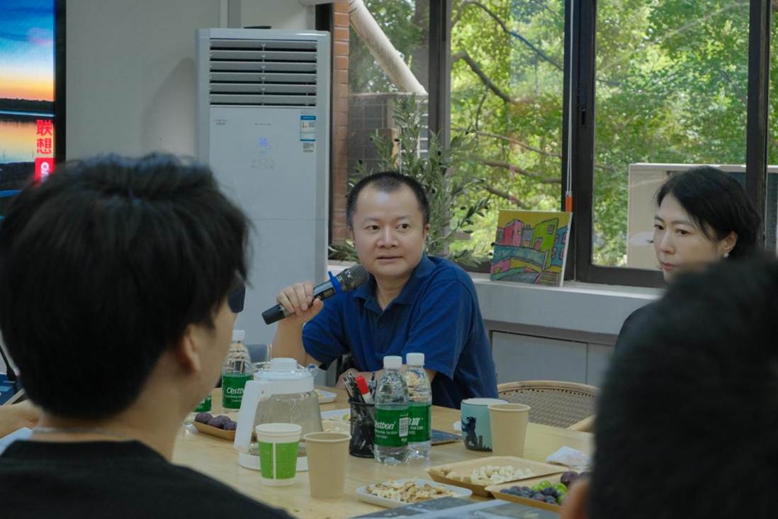 b324012555294c92b3c4be72ad8d689